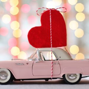 car, auto, valentines day-2039180.jpg